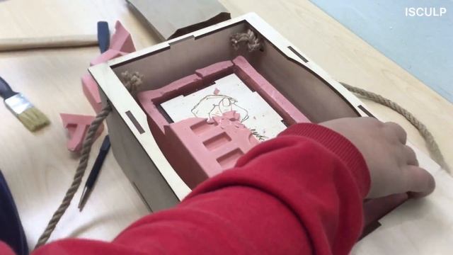 Необычная упаковка подарка в кирпич, от проекта ISCULP смотреть онлайн