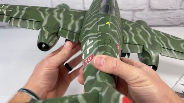 1:18 scale! Me-262 WWII Fighter Jet! (UNBOXING) смотреть онлайн
