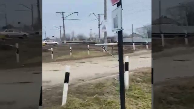 жд переезд смотреть онлайн