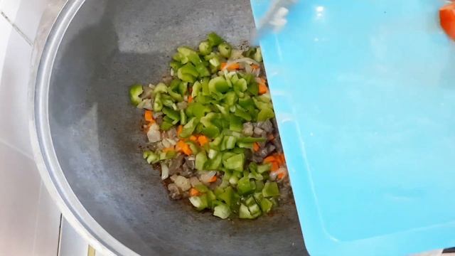 НУ ОЧЕНЬ ВКУСНЫЙ МАМПАР. УЙГУРСКАЯ КУХНЯ. МАМПАР