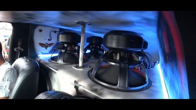 Мощнейший автозвук ? Альмера Андо / Лёша Джей / Дед Витос / Караудио 26 - КУБОК ЮГА финал смотреть онлайн