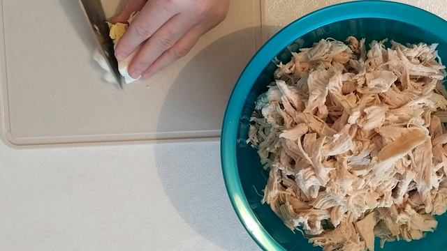Салат из пекинской капусты и курицы: замечательный вариант на праздники и каждый день смотреть онлайн