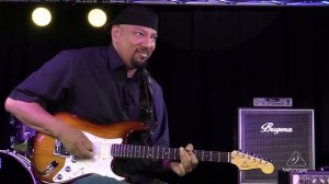 ULTRA OCTAVER UO300 3-Mode Octaver Effects Pedal