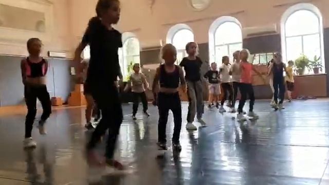 Танцы для детей и подростков 2 смотреть онлайн