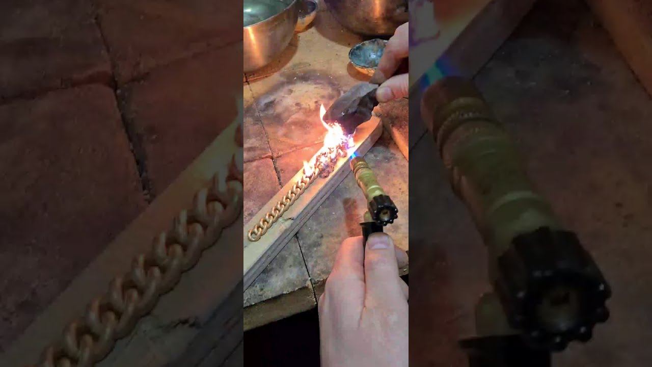 Запиловка золотого браслета | Плетение Кубинка | #shorts смотреть онлайн