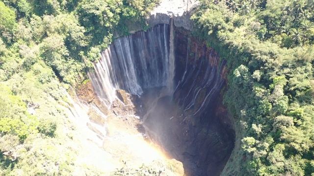 East Java Tour смотреть онлайн