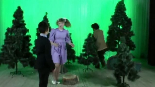 НОВОГОДНИЕ ПРИКЛЮЧЕНИЯ МАШИ И ВИТИ смотреть онлайн