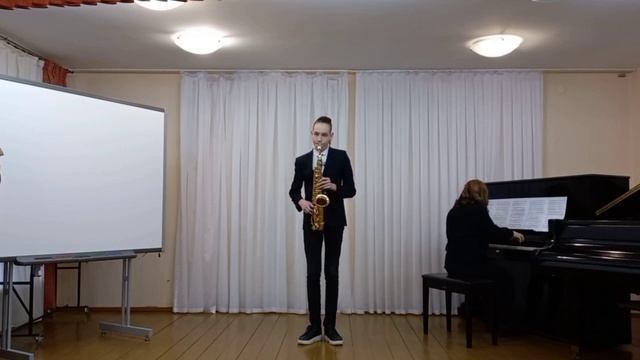 П.И. Чайковский "Русский танец" из балета "Лебединое озеро". Полянский Илья. 13 лет смотреть онлайн