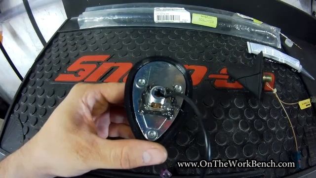 Saab 9-3 Antenna & Trunk Prop Replacement смотреть онлайн