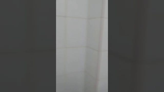 Вот так мы начинаем работать.Раздевалка на работе.