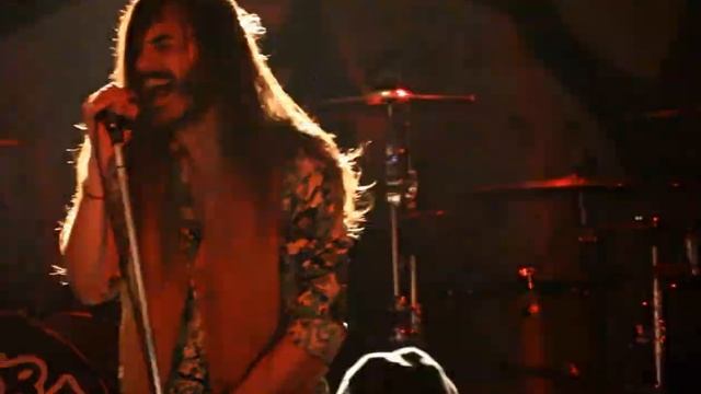 Crobot-Nowhere to Hide-Alrosa Villa-Live-7-26-15 смотреть онлайн
