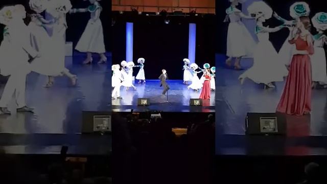 П.И. Чайковский "Вальс цветов" из балета "Щелкунчик"- Анна Сазанова и Александр Сазанов смотреть онлайн