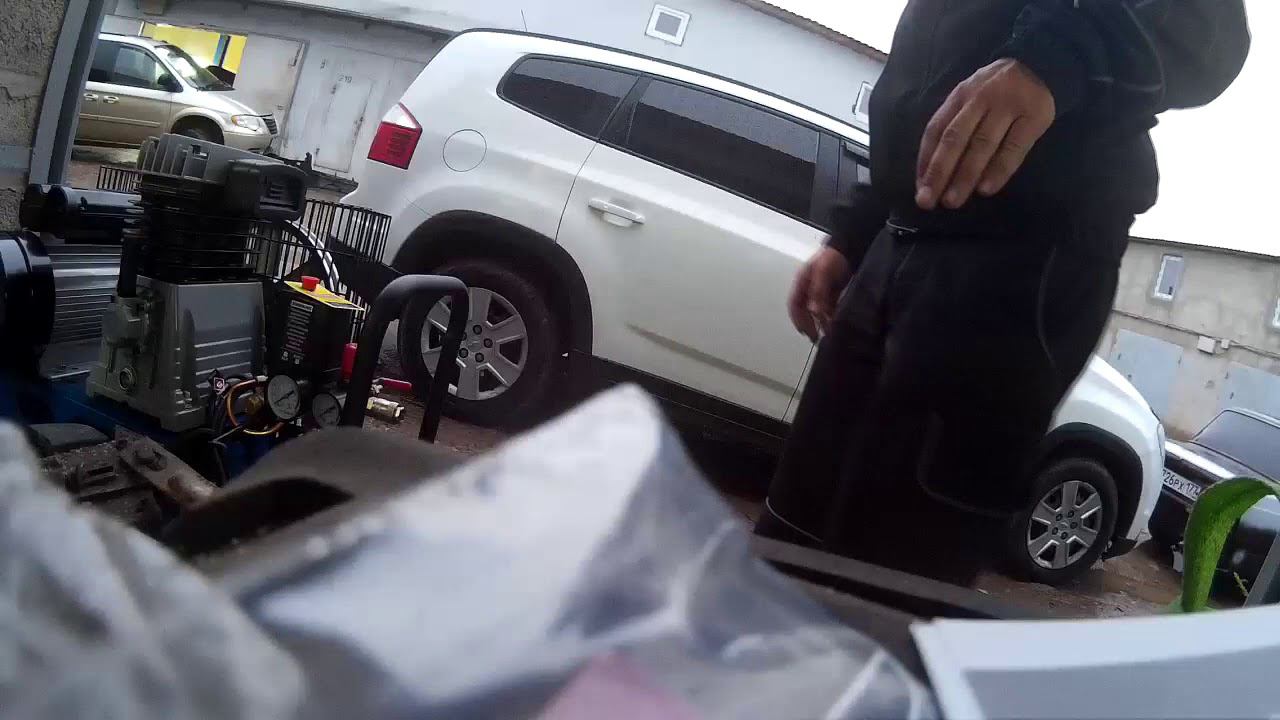 распаковка компрессора ЗУБР ЗКПМ-440-50-Р-2.2 смотреть онлайн