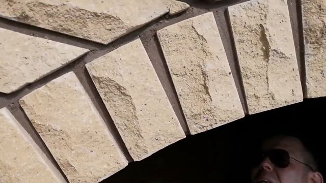 Арочные окна, и облицовка окон кирпичом ФАГОТ цвет жёлтый ЕФ100 смотреть онлайн