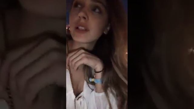 Coachella ? ▶ Mary Leest