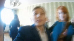 Поцелуй от школьниц