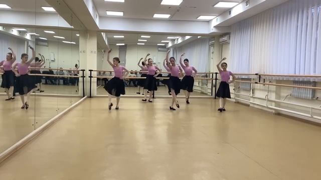 Итальянская комбинация по народному танцу смотреть онлайн