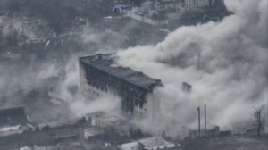 #Архив Боевое применение установки разминирования УР-83П по позициям ВСУ в одном из зданий Мариуполя