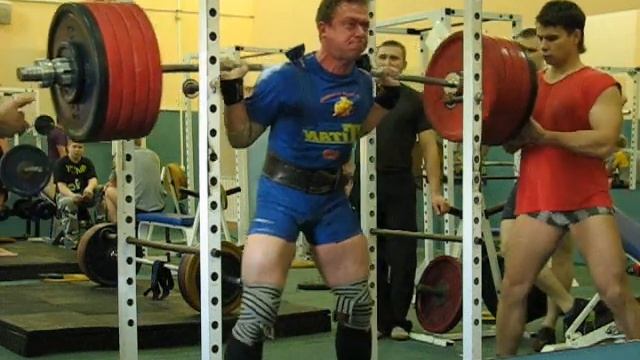 Приседание 270кг*3 | Squat 270kg*3 смотреть онлайн