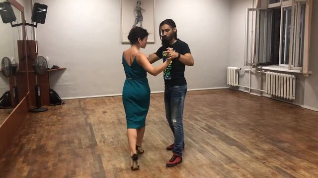 Sacar in tango (Сакады в Танго) смотреть онлайн