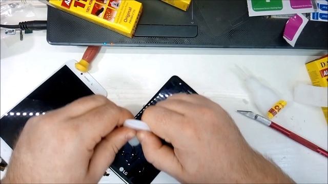 Супер бронь стекла на телефон на основе клея... выдерживают удар кусачками. смотреть онлайн