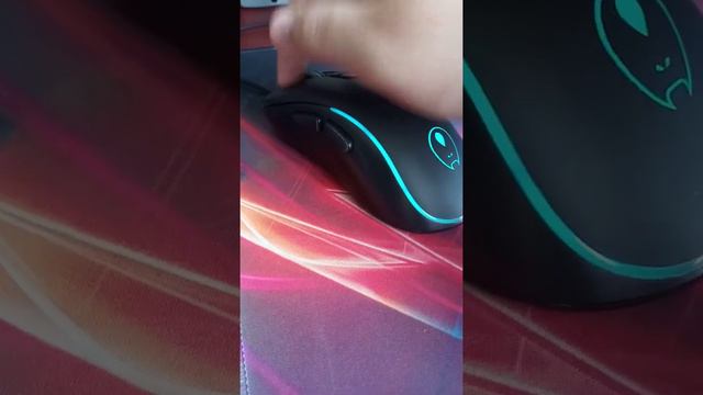 HOW TO PRESS LEFT CLICK ON YOUR MOUSE смотреть онлайн