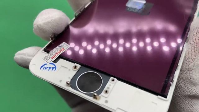 Обзор на дисплейный модуль (дисплей + сенсор) для Apple iPhone 6 белый от компании ZagJek смотреть онлайн