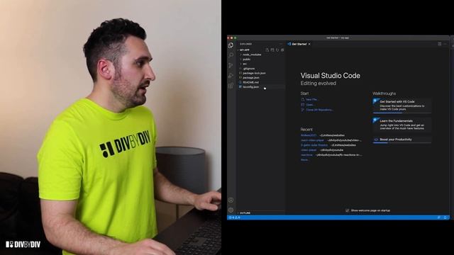 How to Create a React JS App in TypeScript смотреть онлайн
