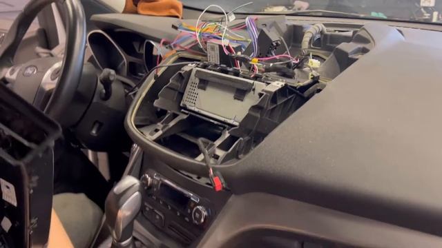 Установка магнитолы TEYES на Ford Kuga 2 Escape 3 【A】 2012-2019 смотреть онлайн