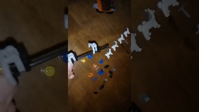 Собачья упряжка из Lego смотреть онлайн