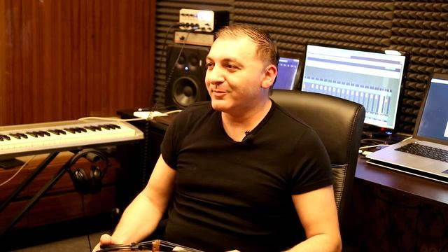 Тигран Петросян: чем дерутся скрипачи, про абсолютный слух и Ванессу Мэй 12+ смотреть онлайн