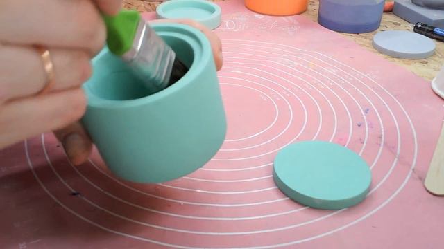 LIQULICO UNI - мастер-класс по работе с акриловым гипсом