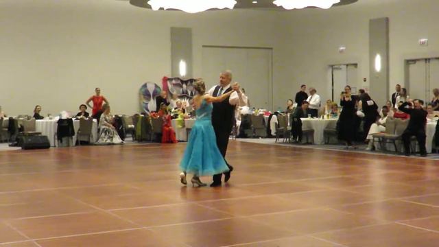Chris & Stu dance cheek to cheek смотреть онлайн