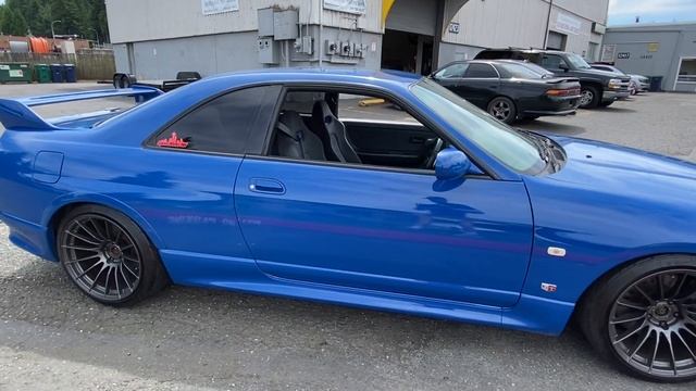 1995 Nissan Skyline GTR r33 смотреть онлайн