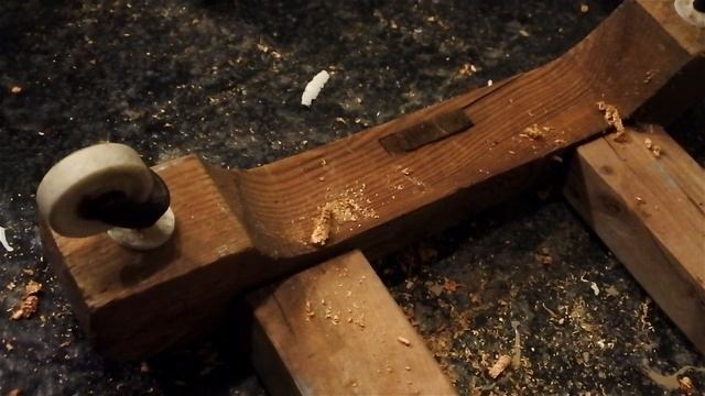 DIY Soffbord av en gammal koffert - DIY Coffee table from an old trunk смотреть онлайн