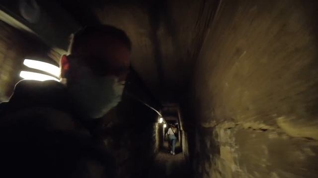 Париж. Кости, крысы, русская красота смотреть онлайн