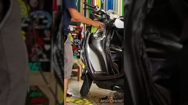 pasang sticker karbon scoopy prestige 2021 bagian bodi dalam. смотреть онлайн