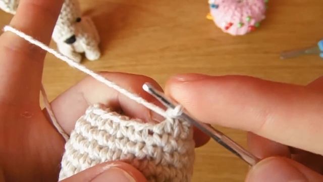 Perrito chihuahua - Amigurumi (parte 1/2) смотреть онлайн