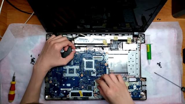 Acer 5552 разборка и замена теплопроводная паста смотреть онлайн