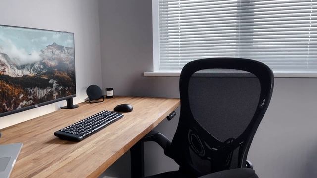 My Minimal Desk Setup 2021 | Work From Home Tour смотреть онлайн