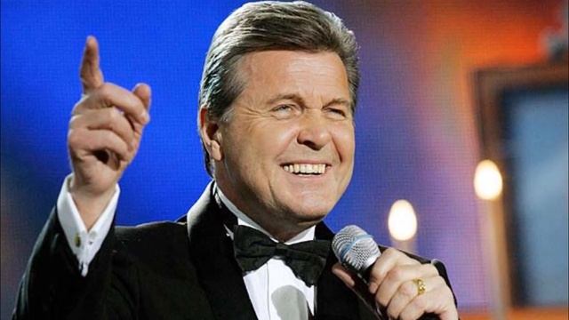 Тамирлан "!sTaR" Исламов - ПАРОДИИ на ЗНАМЕНИТОСТЕЙ смотреть онлайн