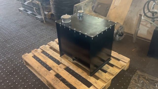 Гидробак для гидростанции в сборе на 100 литров смотреть онлайн