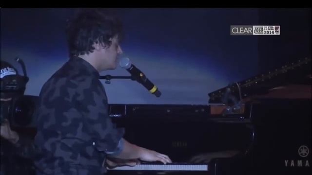 Java Jazz 2014 - Jamie Cullum ( What A Difference A Day Made ) смотреть онлайн