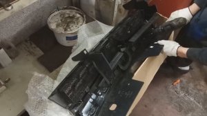 Замена решетки радиатора Renault Duster на новую от рестайлинга