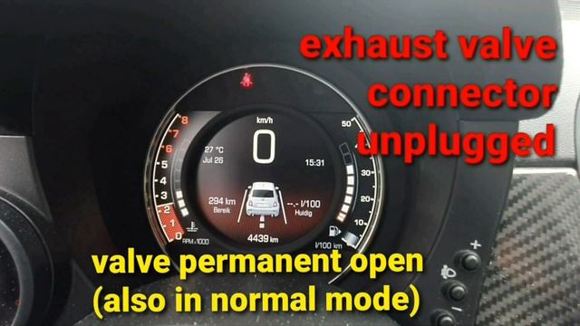 DIY Abarth exhaust valve switch from cabin (Monza & Akrapovic) смотреть онлайн