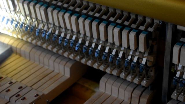 Музыка: ремонт механики пианино (не играет клавиша)