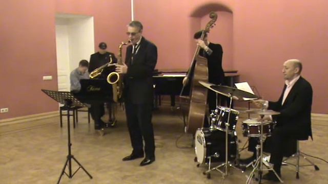 "Solitude"(slow bossa).Посвящение Дюку Эллингтону.КЗ им. И.К. Архиповой.1.02.2019. смотреть онлайн