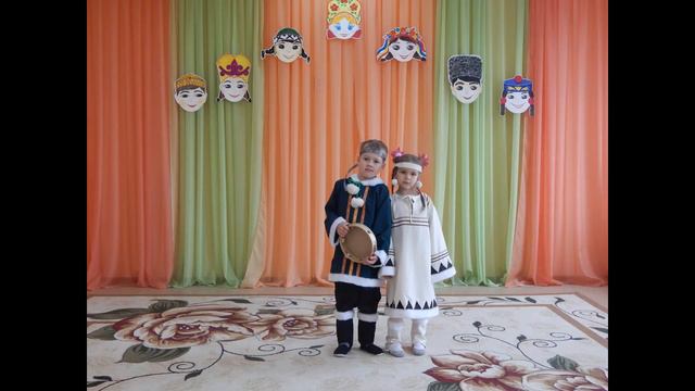 КОРАБЛИК C днем народного единства Поронайск 04 11 2019 смотреть онлайн