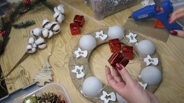 Новогодний венок своими руками | из товаров Fixprice | Christmas decoration DIY смотреть онлайн
