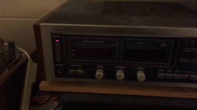 Infinity Studio Monitors & Vintage Realistic 1980s Receiver смотреть онлайн